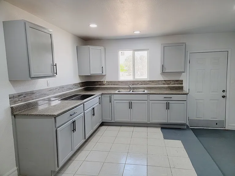 2816 Catnip St — Photo 5