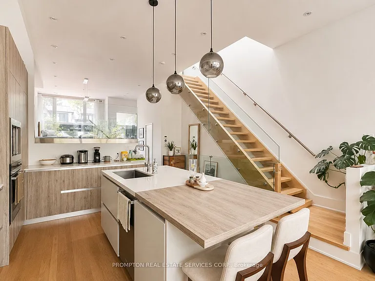 19A Linton Ave — Photo 15