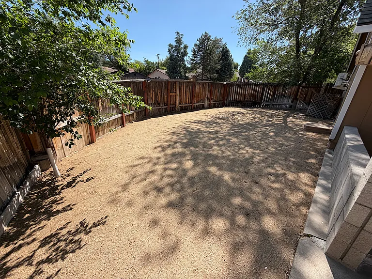 1400 Severn Dr — Photo 13