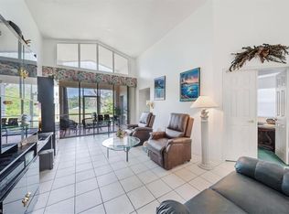 121 Sabal Lake Dr, Naples, FL 34104