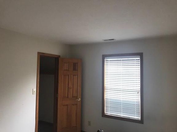 5th image of 5810 Woodcote Dr