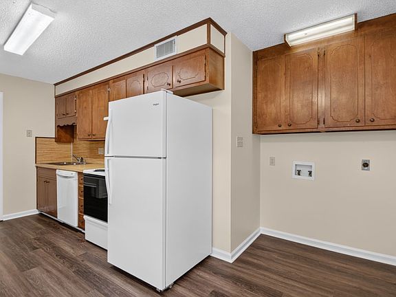 3rd image of 207 Turner Ave #C