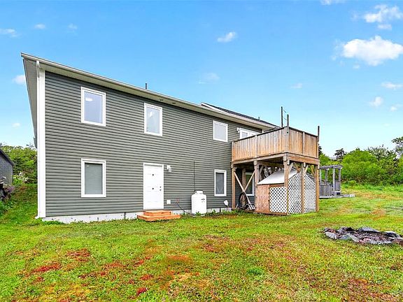 3rd image of 1463 Thorburn Road