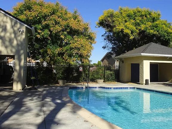 2nd image of 2915 N Texas St APT 245
