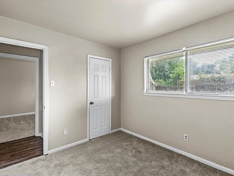 6414 Heatherbloom Dr — Photo 27