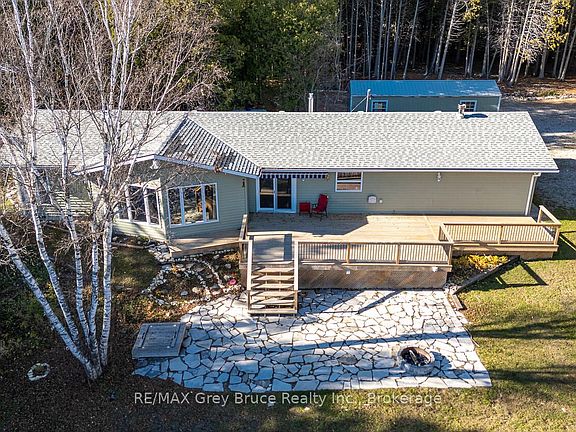 2nd image of 109 Widgeon Cove Rd