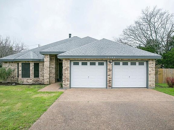 2nd image of 13102 Villa Park Dr