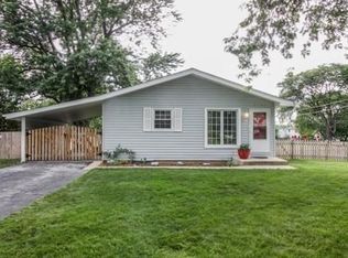 6104 Leonard Ave, Downers Grove, IL 60516