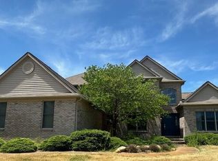 5024 Grande View Ln, Jackson, MI 49201