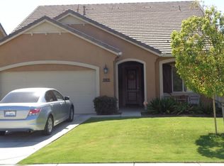 9909 Buckhorn Peak Dr, Bakersfield, CA 93311