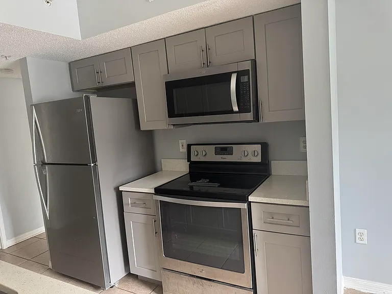 1670 N 42nd Cir #105 — Photo 7