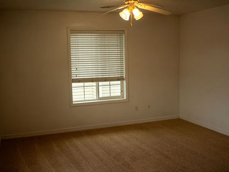318 Pioneer Rd — Photo 10