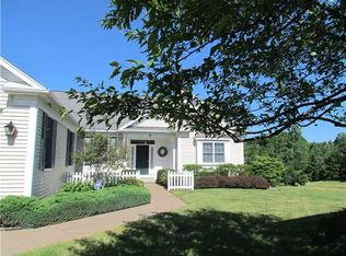 19 Oakfield Way #PVT, Pittsford, NY 14534