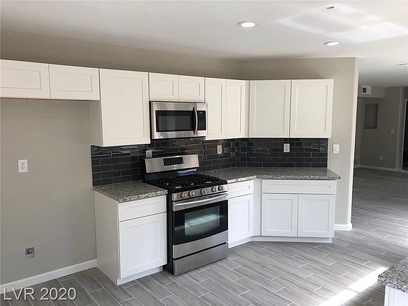 5th image of 1023 Lacebark Ct