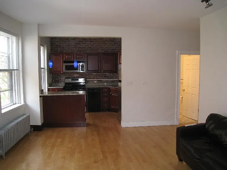 68 Phillips St #5 — Photo 22