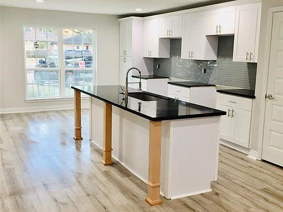 3rd image of 5607 Caldicote St