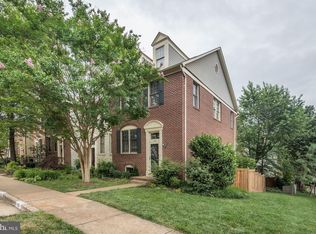 1264 Quaker Hill Dr, Alexandria, VA 22314