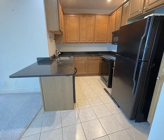 1225 Riverside Dr W #403 — Photo 7