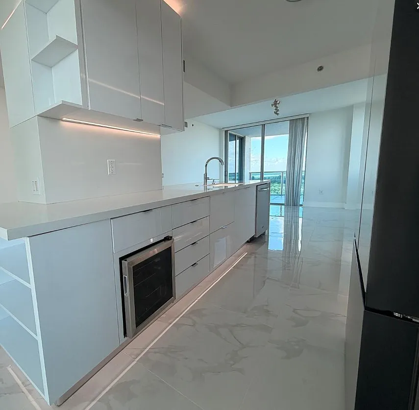 3 bed, 1570 sqft, $4,500 — Photo 3