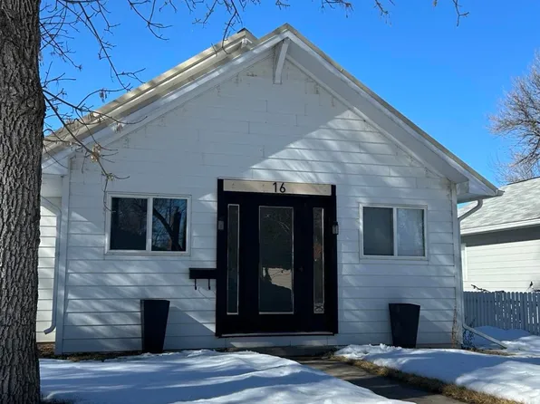 16 S Virginia St, Conrad, MT 59425