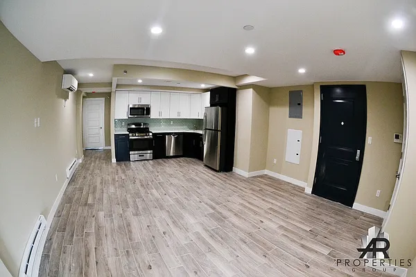 Rented by A&R Properties Group LLC | media 6