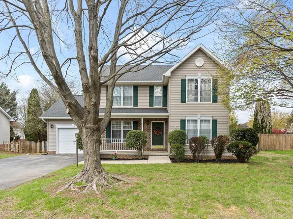 18238 Lyles Dr, Hagerstown, MD 21740