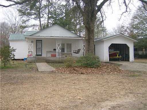 2nd image of 6861 Hickory Grove Rd