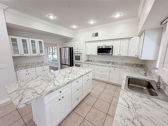 3rd image of 2270 BLOSSOMWOOD DRIVE