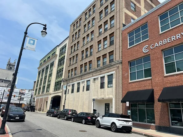17 Federal St APT 606, Worcester, MA 01608