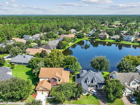 5th image of 1207 HARBOUR TOWN Drive