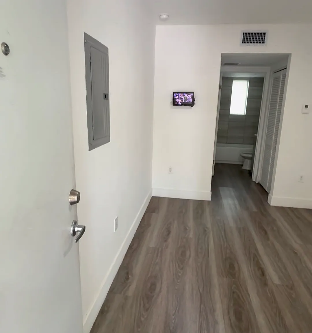 1 bed, 500 sqft, $1,600 — Photo 4