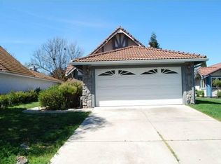 718 Shoemaker Dr, Livermore, CA 94551