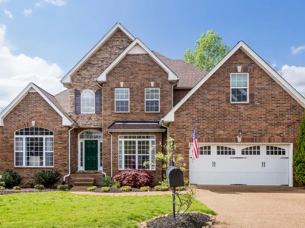 476 Summit Oaks Dr, Nashville, TN 37221