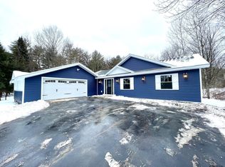 14 Windy Hill Rd, Glens Falls, NY 12801