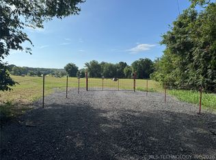 62 Highway, Tahlequah, OK 74464