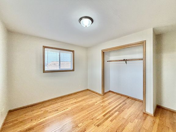 5th image of 1426 N Randall Ave #5