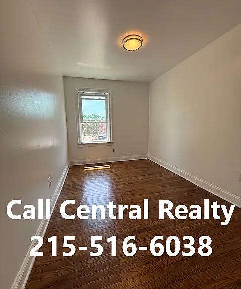 3556 Woodhaven Rd #2 — Photo 6