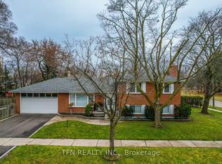 25 Karen Rd, Toronto, ON M3A 3L5