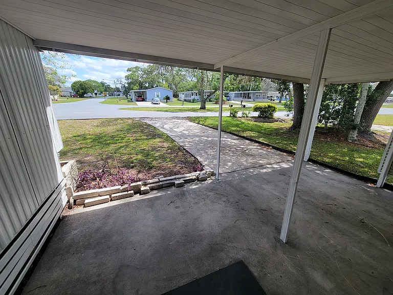 7513 Highpoint Blvd — Photo 7