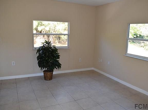 5th image of 37 Wood Acre Ln