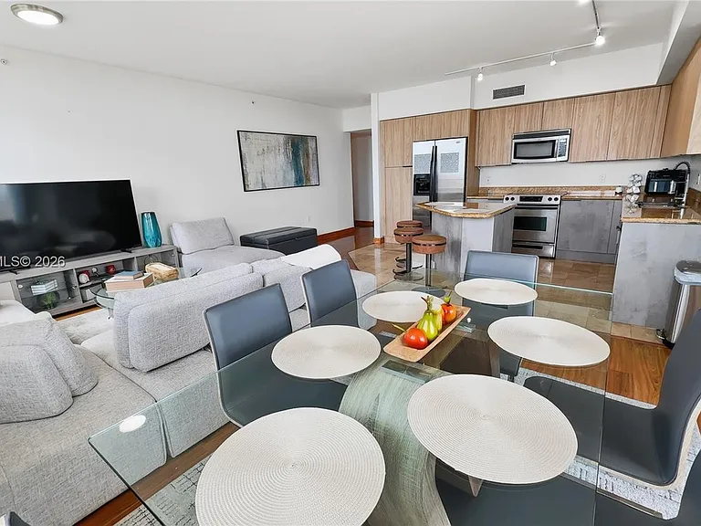 1755 E Hallandale Beach Blvd #2303E — Photo 8