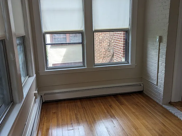 41 South St #6 — Photo 8