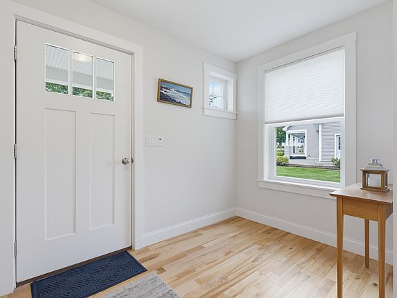 2nd image of 24 Sage Drive #13