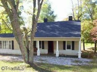 174 Atkins Rd, Mount Airy, NC 27030