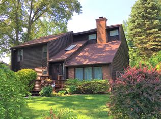 8060 Belhaven Ave, Pasadena, MD 21122