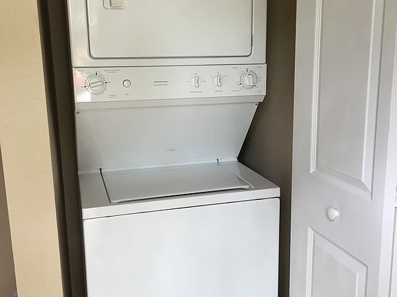 3rd image of 8159 San Carlos Cir