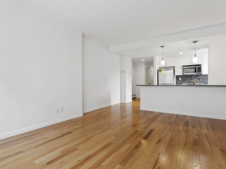 1st image of 189 Avenue C APT 4A