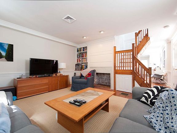 4th image of 1 Atwood St