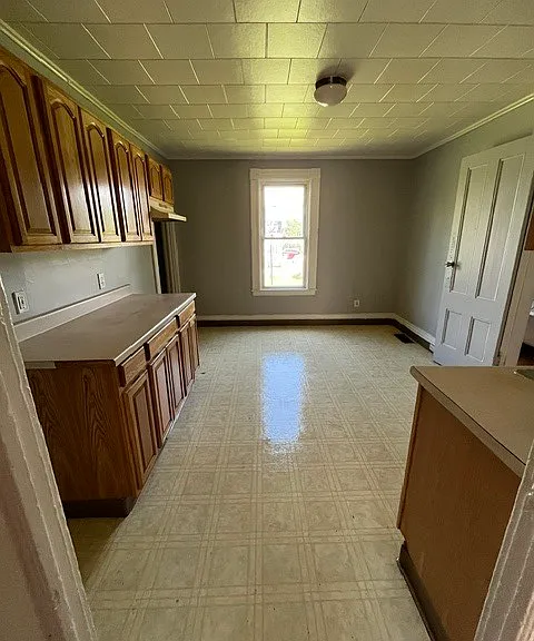 32 Jefferson Ave — Photo 9