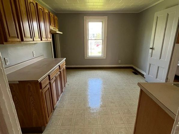 32 Jefferson Ave #11585649
